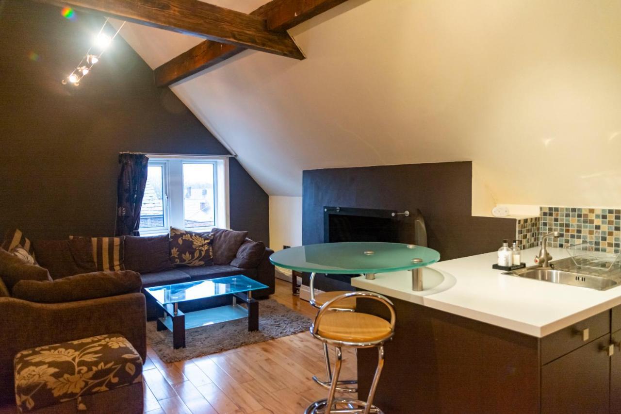 Apartment No.2 - The Old Red King Pub Mcr マンチェスター エクステリア 写真